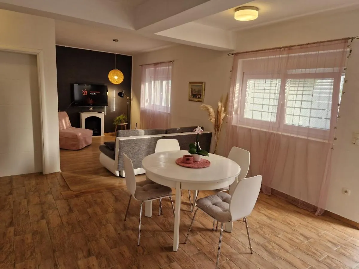 Apartment Dome Biograd Na Moru